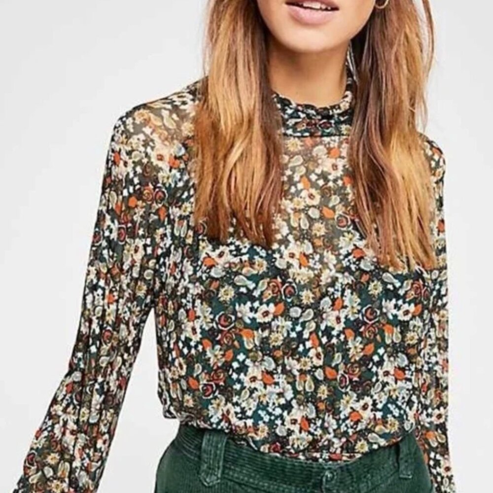 Free People all dolled up sheer floral crop top SMALL